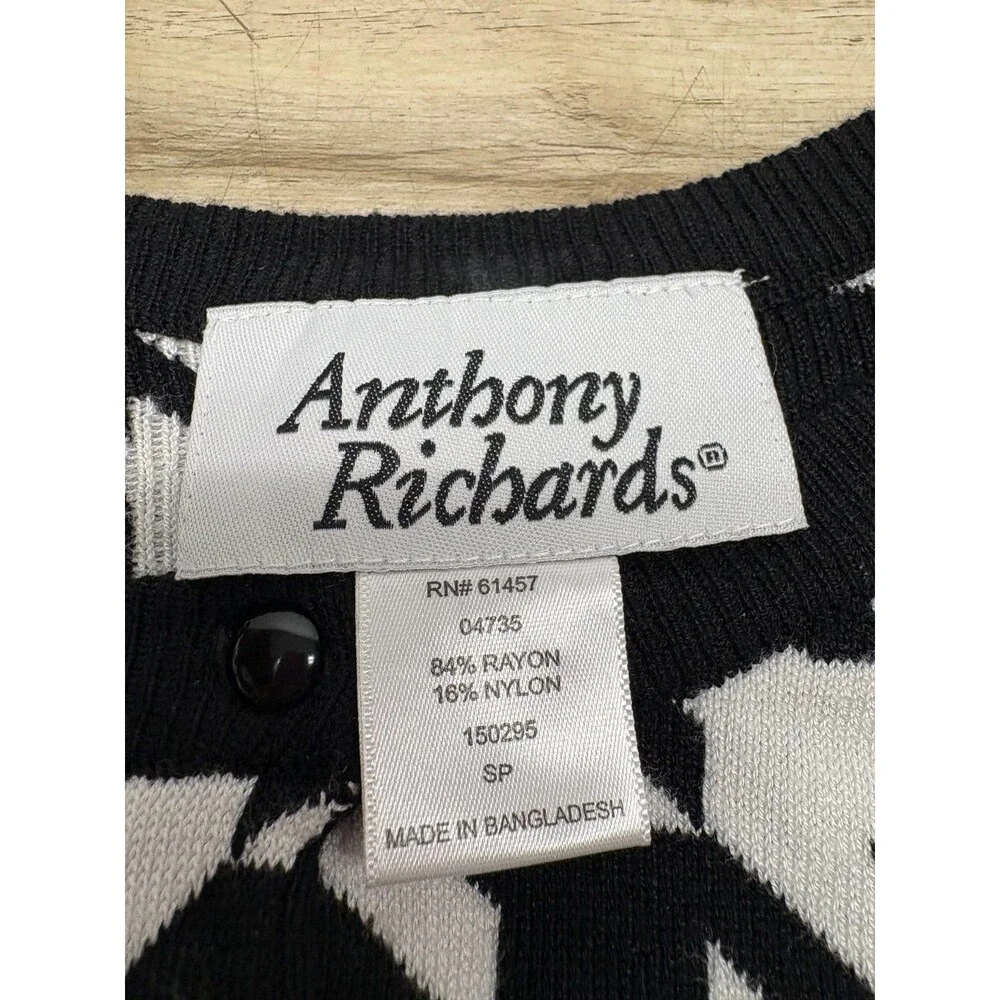 Anthony Richards Women Black & White Button Up Cardigan Size: SP